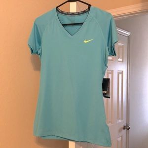 Nike Pro Blue Tee. Sz. M